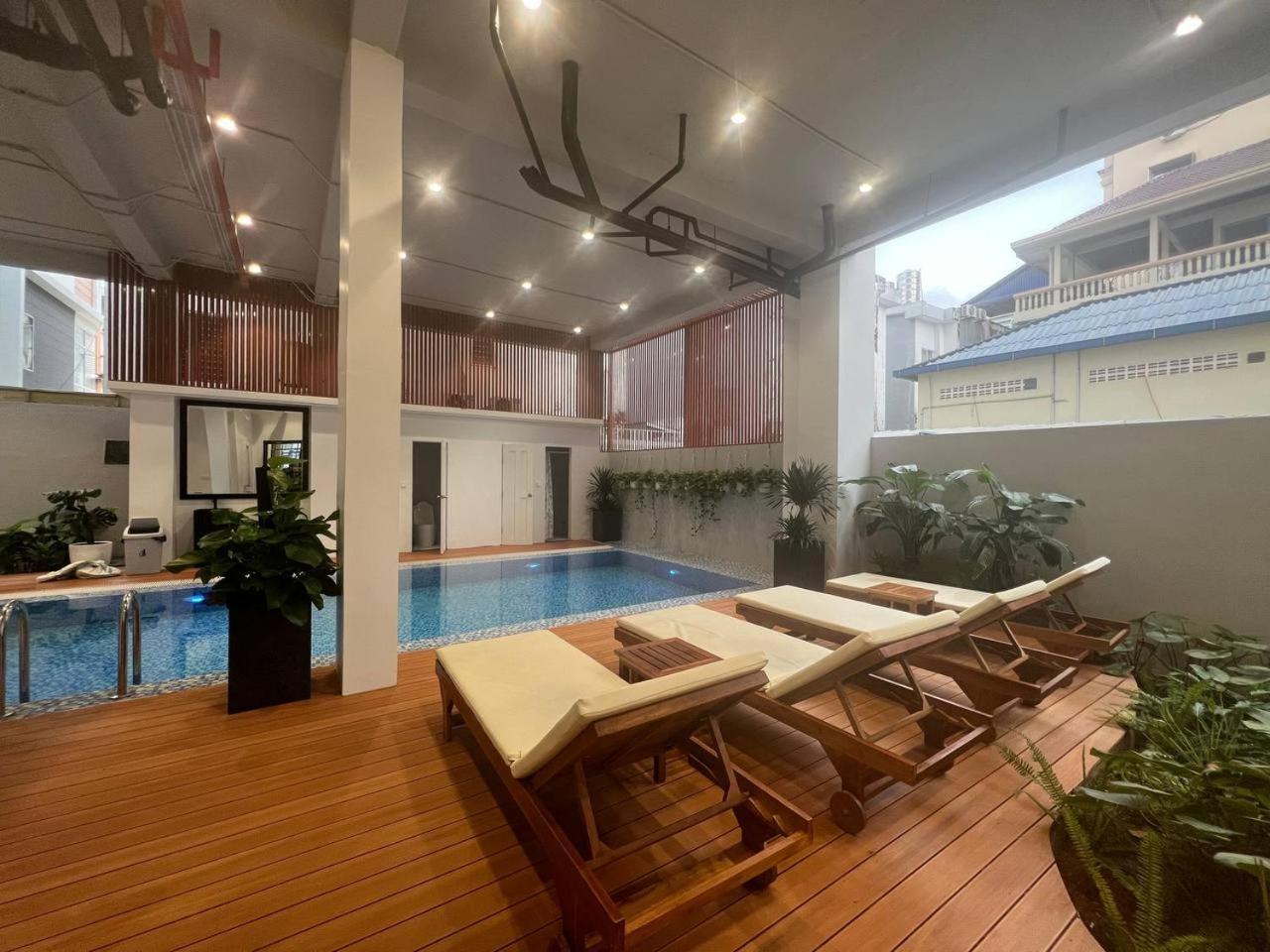 C-Hotel Sihanoukville Exterior photo